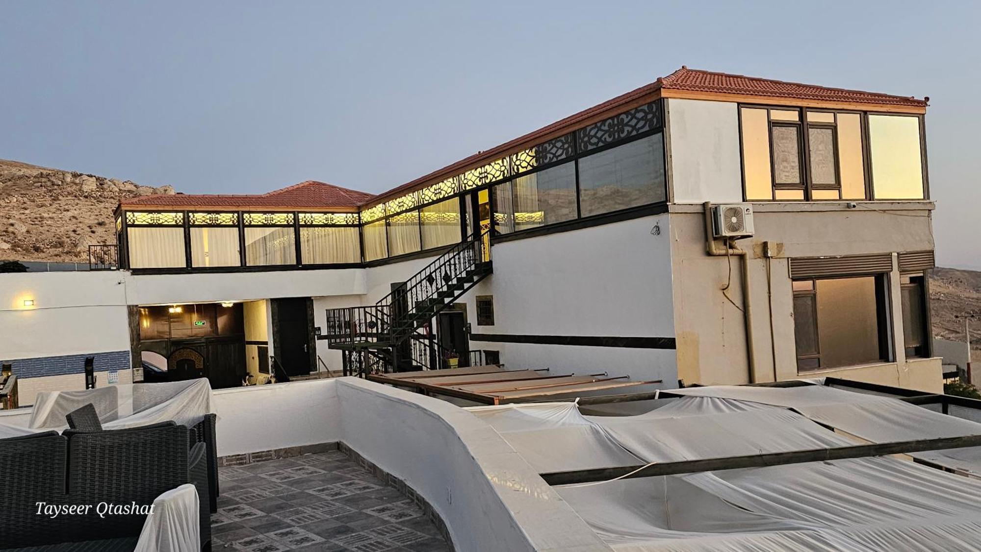 Al Namteh Lodge Abil Ngoại thất bức ảnh