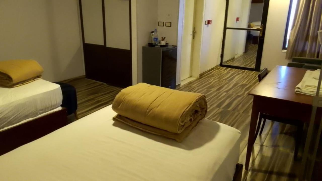 Al Namteh Lodge Abil Ngoại thất bức ảnh